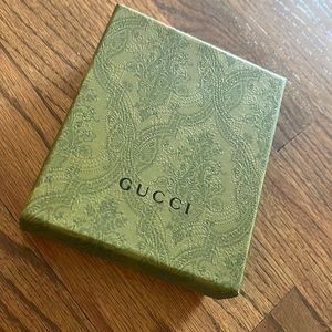 New small Gucci box great for a wallet, size, keychain, etc.